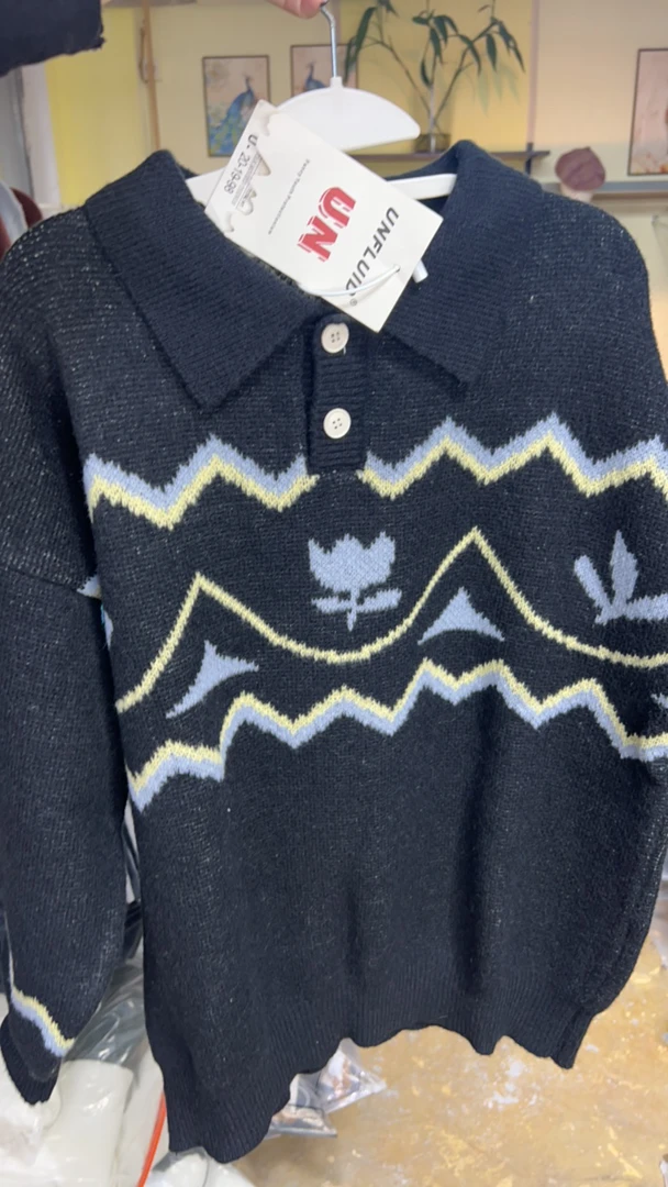 男女同款宽松翻领毛衣MY50361