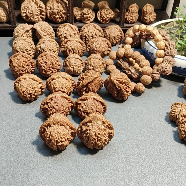 【闪购商品】文玩核桃吊坠傻****播