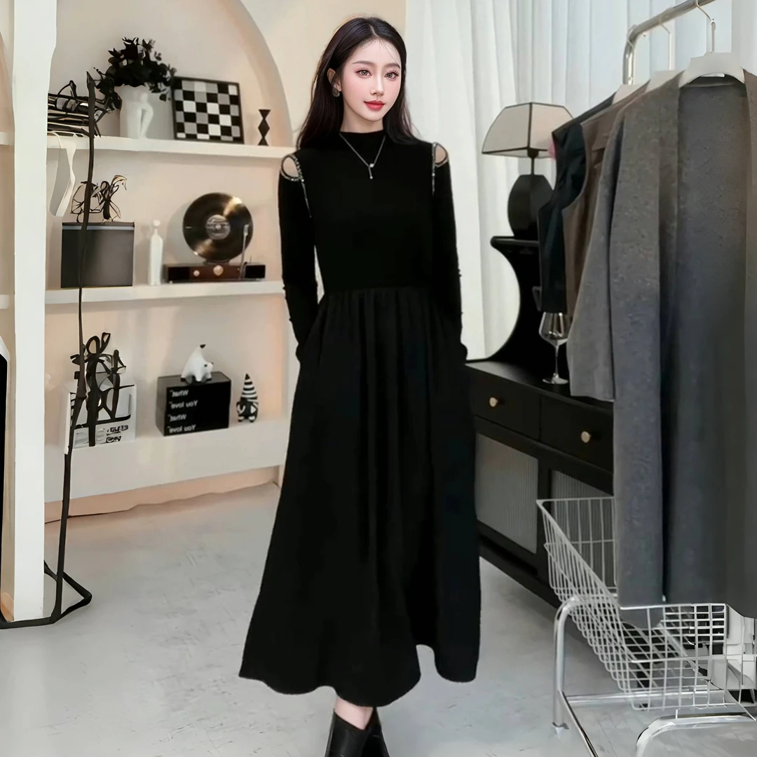 A130#慵懒风露肩设计ins高级感打底小黑裙法式赫本风长裙春季新款