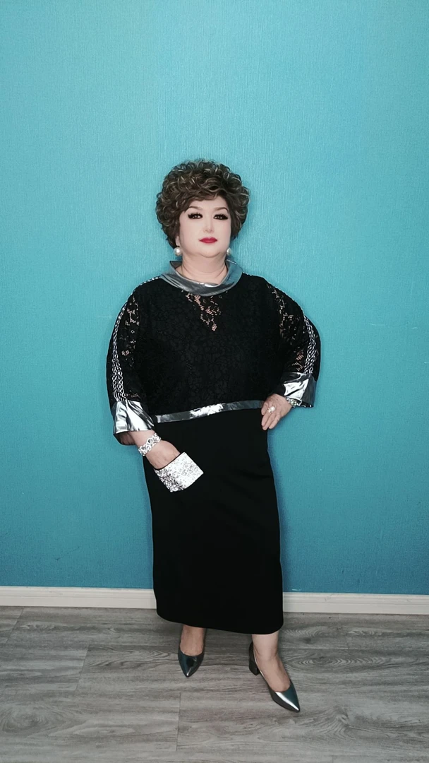 2024气质女装春季新款两件套显瘦百搭休闲连衣裙百搭女士套头时尚