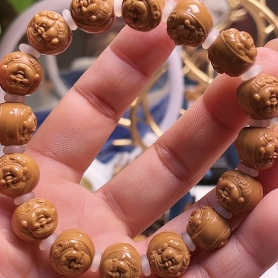 橄榄核核雕橄榄核