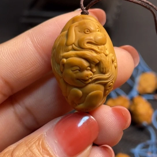 橄榄核核雕橄榄核