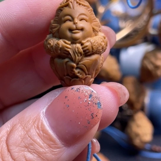 橄榄核核雕橄榄核