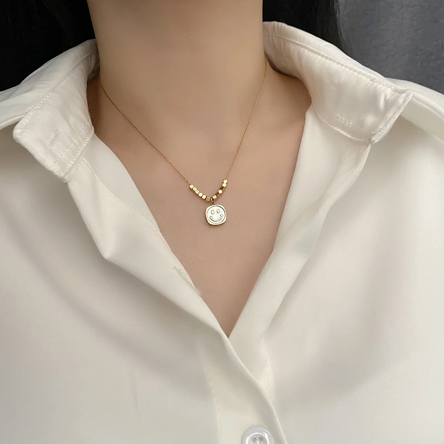 钛钢项链 不掉色立体小方牌笑脸项链气质轻奢小众锁骨链时尚饰品