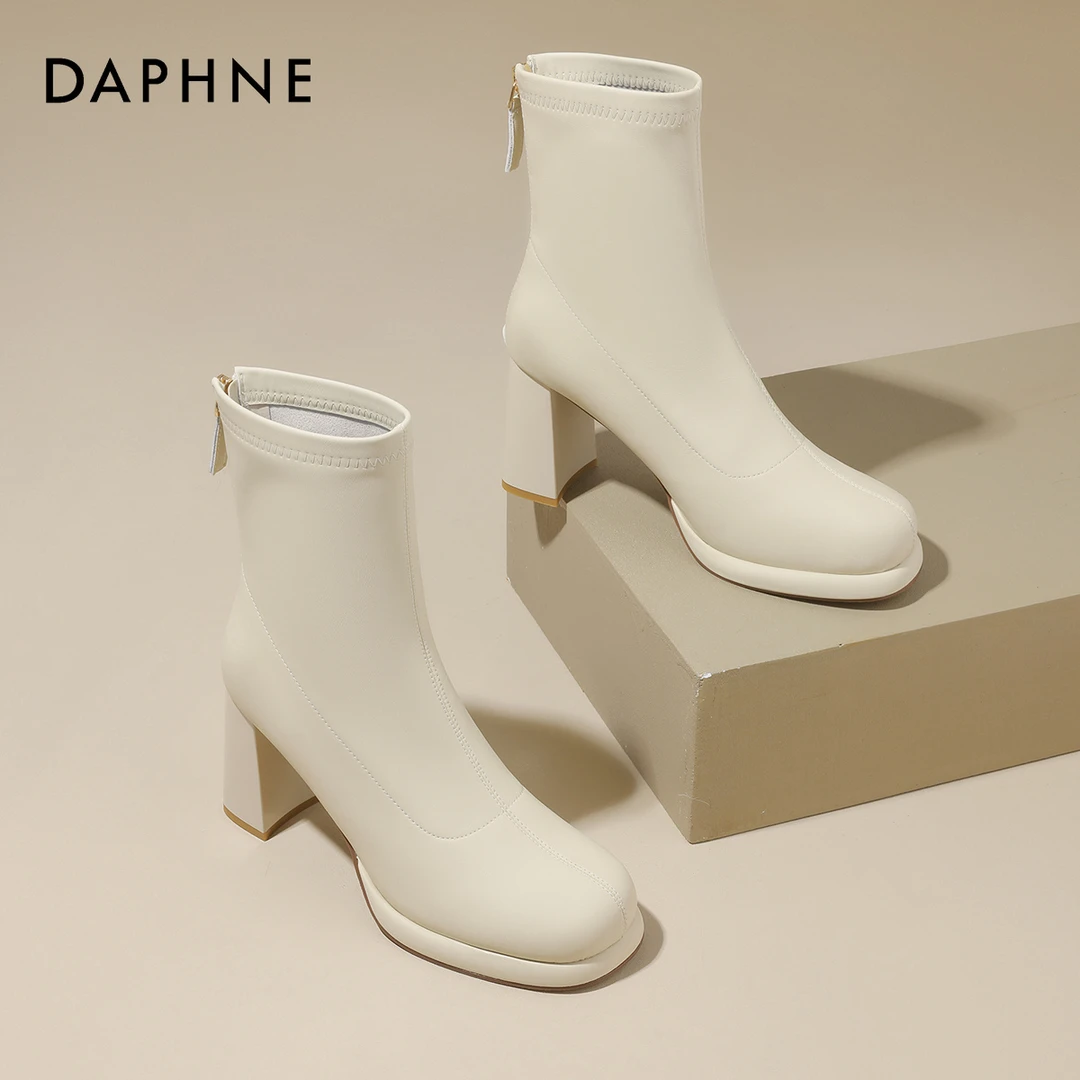 达芙妮25春季新款小个子马丁靴女款春秋高级感复古瘦瘦靴时尚粗跟