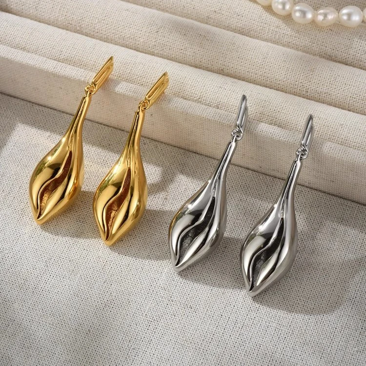 铜合金耳饰 明星同款法式长款贝壳耳环小众ins简约耳坠耳饰