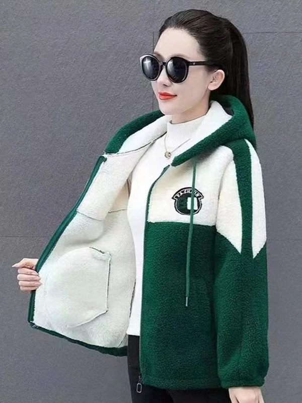 XR-01时尚连帽加绒秋冬厚洋气大码加厚保暖外出母亲洋气衣装