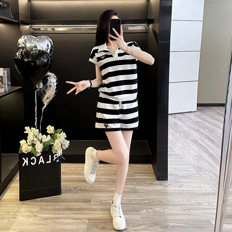 夏季新款时尚韩版休闲条纹运动女洋气Polo领宽松短袖短裤两件套装