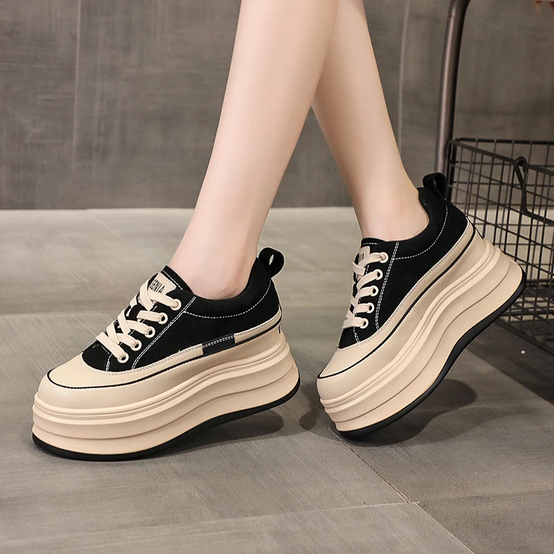 网红增高小白鞋女百搭休闲鞋爆款小个子软底厚底春秋皮面松糕鞋潮