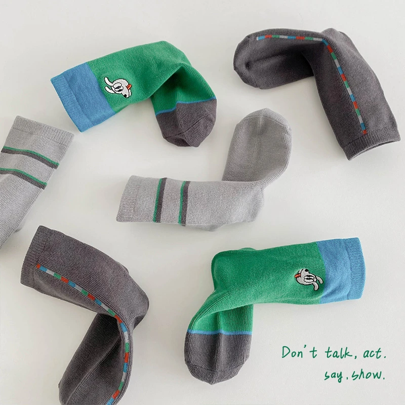 儿童袜子春秋季新款卡通字母中筒袜韩版男女童宝宝无骨精梳棉袜潮