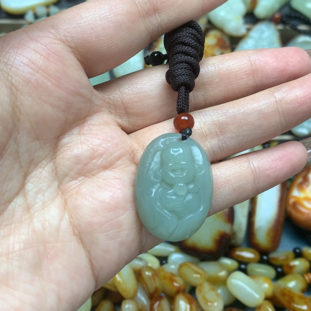 和田玉颈饰未镶嵌