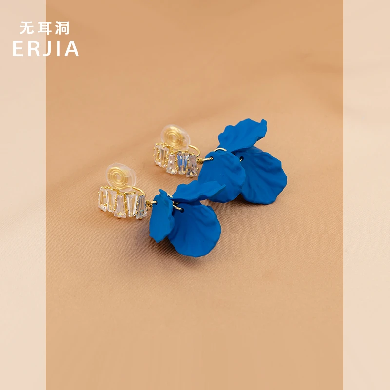 合金耳饰 闪钻蓝色花瓣耳坠耳钉轻奢时尚高级感蚊香盘无耳洞耳夹