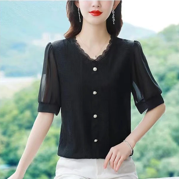 2025夏季新款短袖蕾丝洋气显瘦百搭t恤遮肚子薄款V领