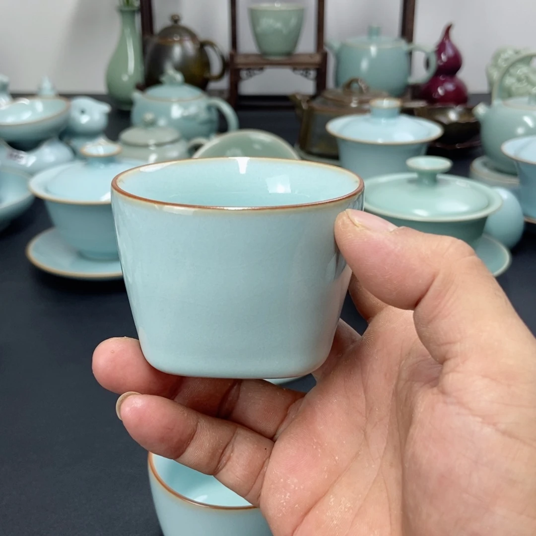 天青釉天圆地方杯