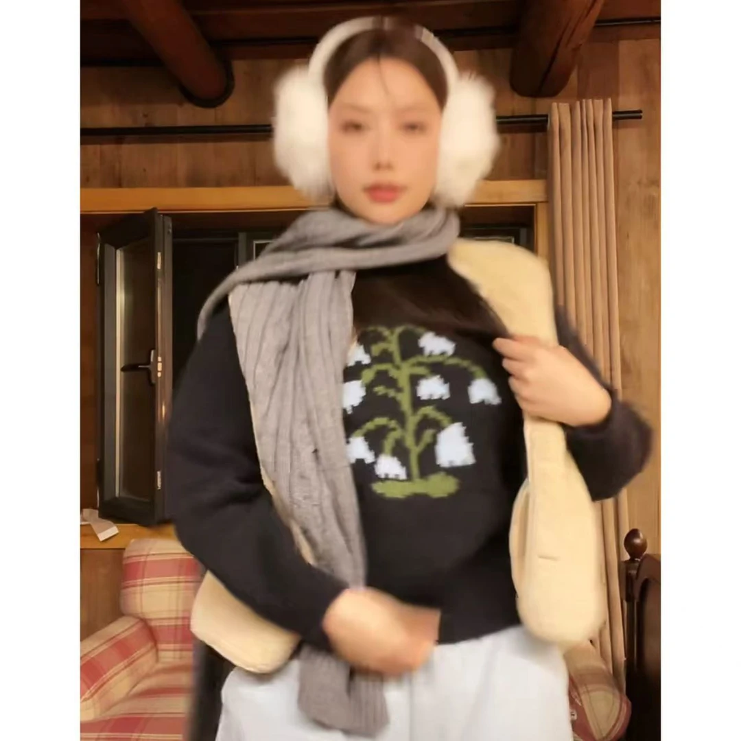 【铃兰】 慵懒圆领套头显瘦百搭毛衣