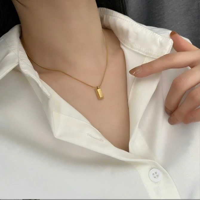 钛钢项链 钛钢小金条金砖小众轻奢高级设计感锁骨链简约项链女夏
