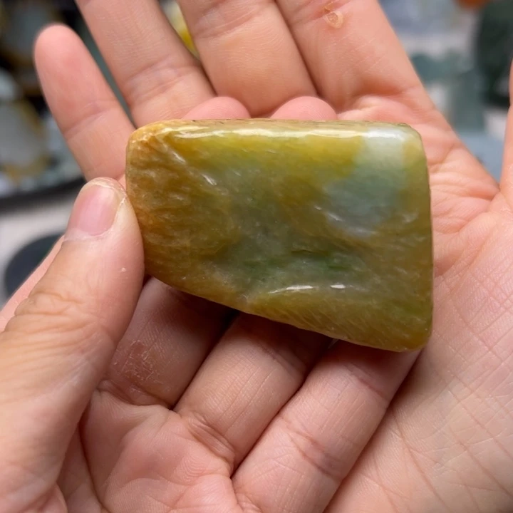定制翡翠未镶嵌毛料