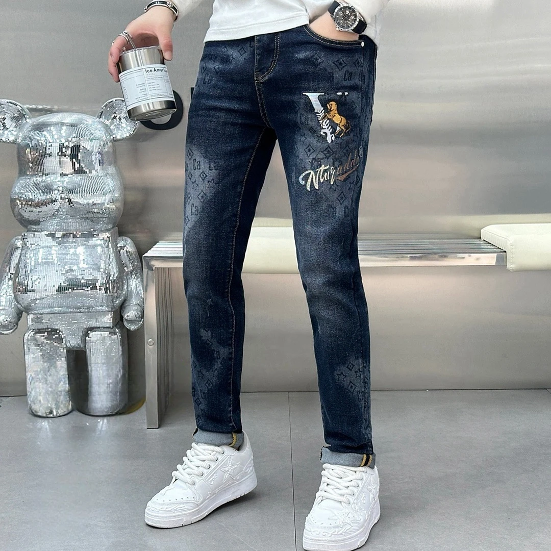 阿伟家新款男士秋冬时尚个性刺绣修身弹力牛仔裤显瘦潮流小脚裤潮