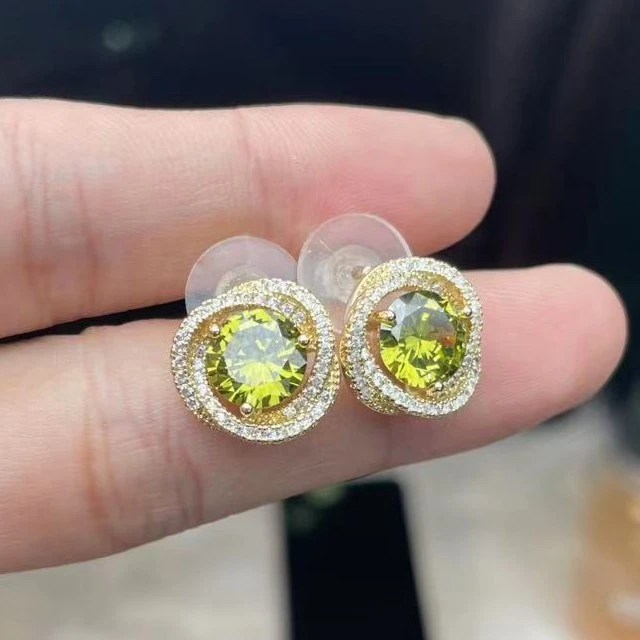 【夫妇严选】橄榄优雅百搭精致耳饰（多样发）