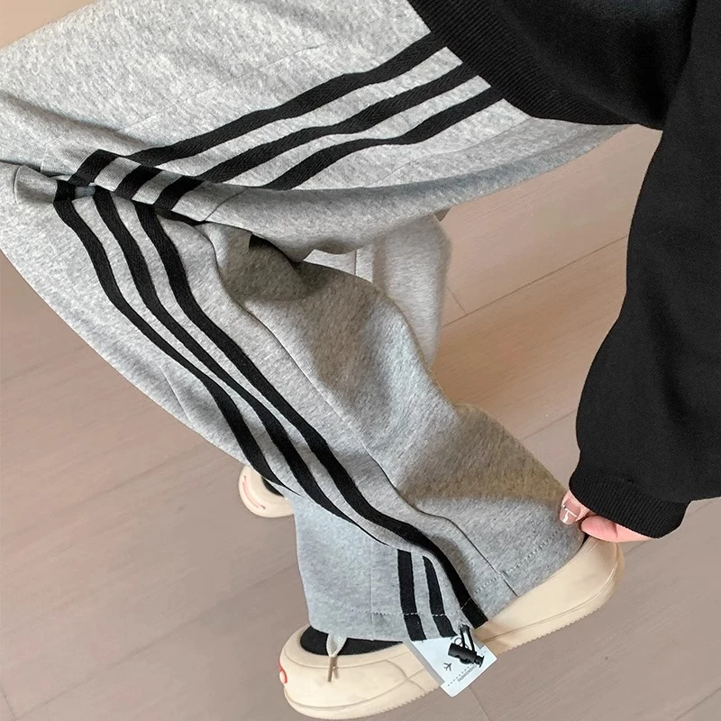 汐佑运动裤女宽松直筒春秋季2024新款休闲条纹阔腿裤三条杠卫裤子