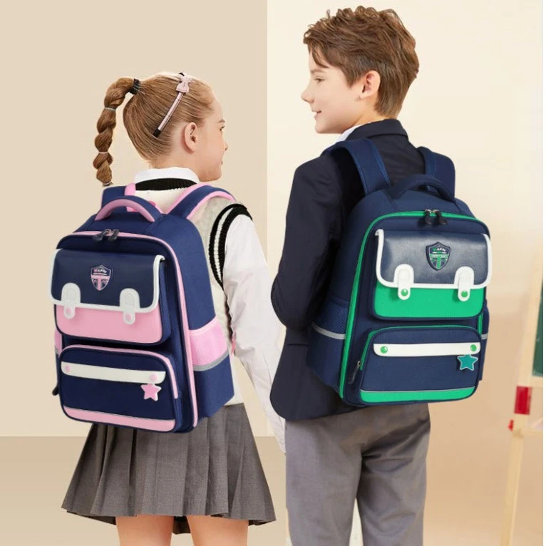 小学生护脊减负儿童书包儿童一二年级书包四五六年级大容量双肩包