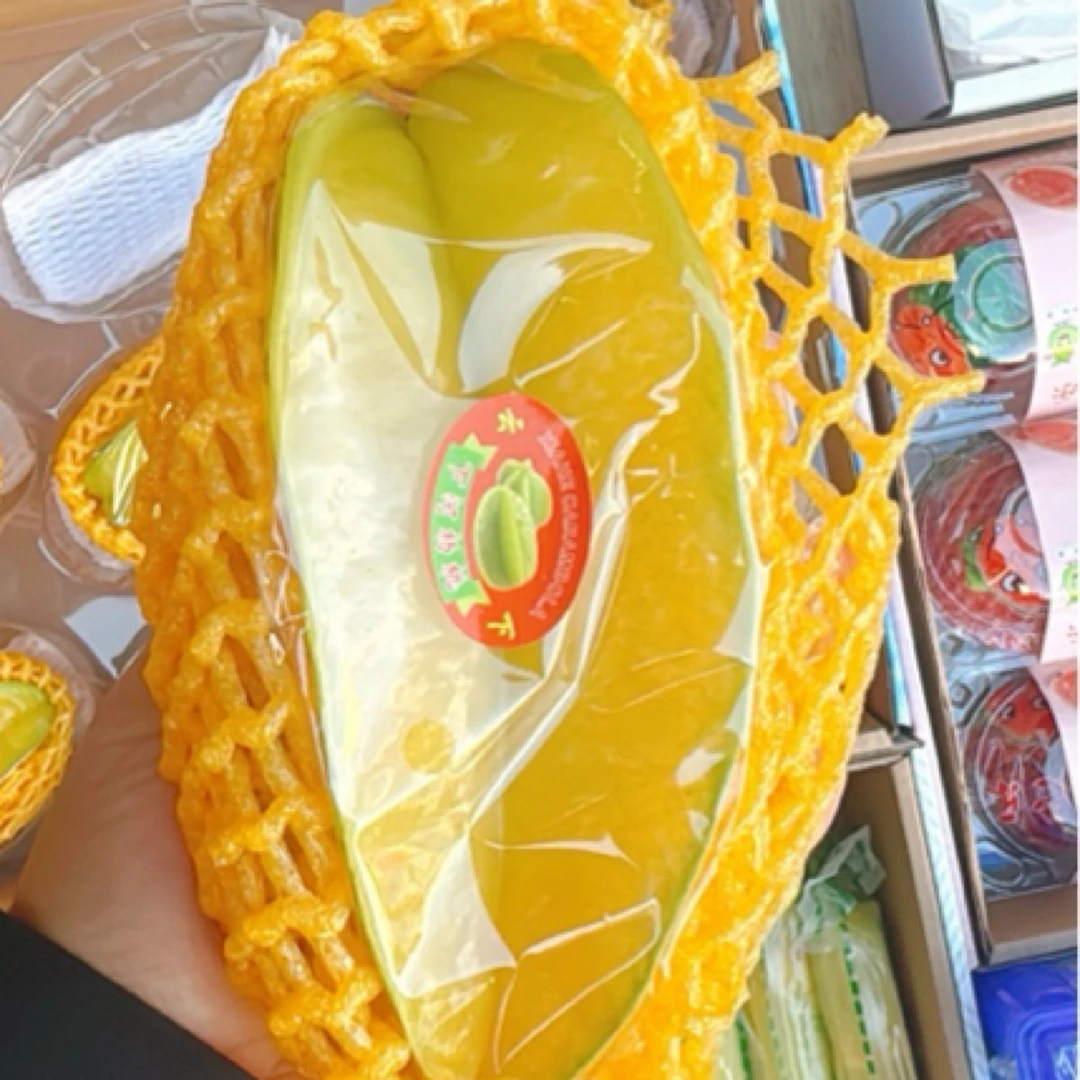 红龙杨桃  热带水果  汁水多  甜 五角星杨桃