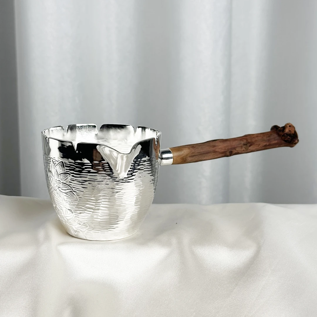 新品-手工锤纹花边崖柏侧把公杯999