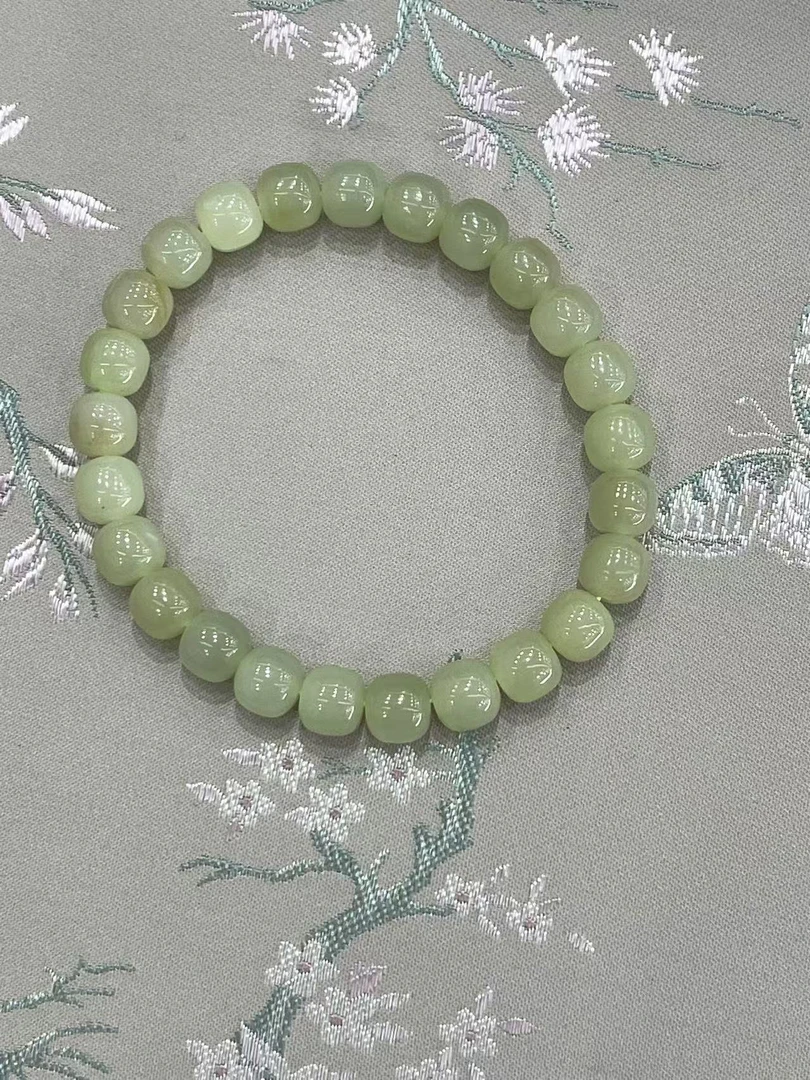 和田玉手串（多样性发货 拍一发一)