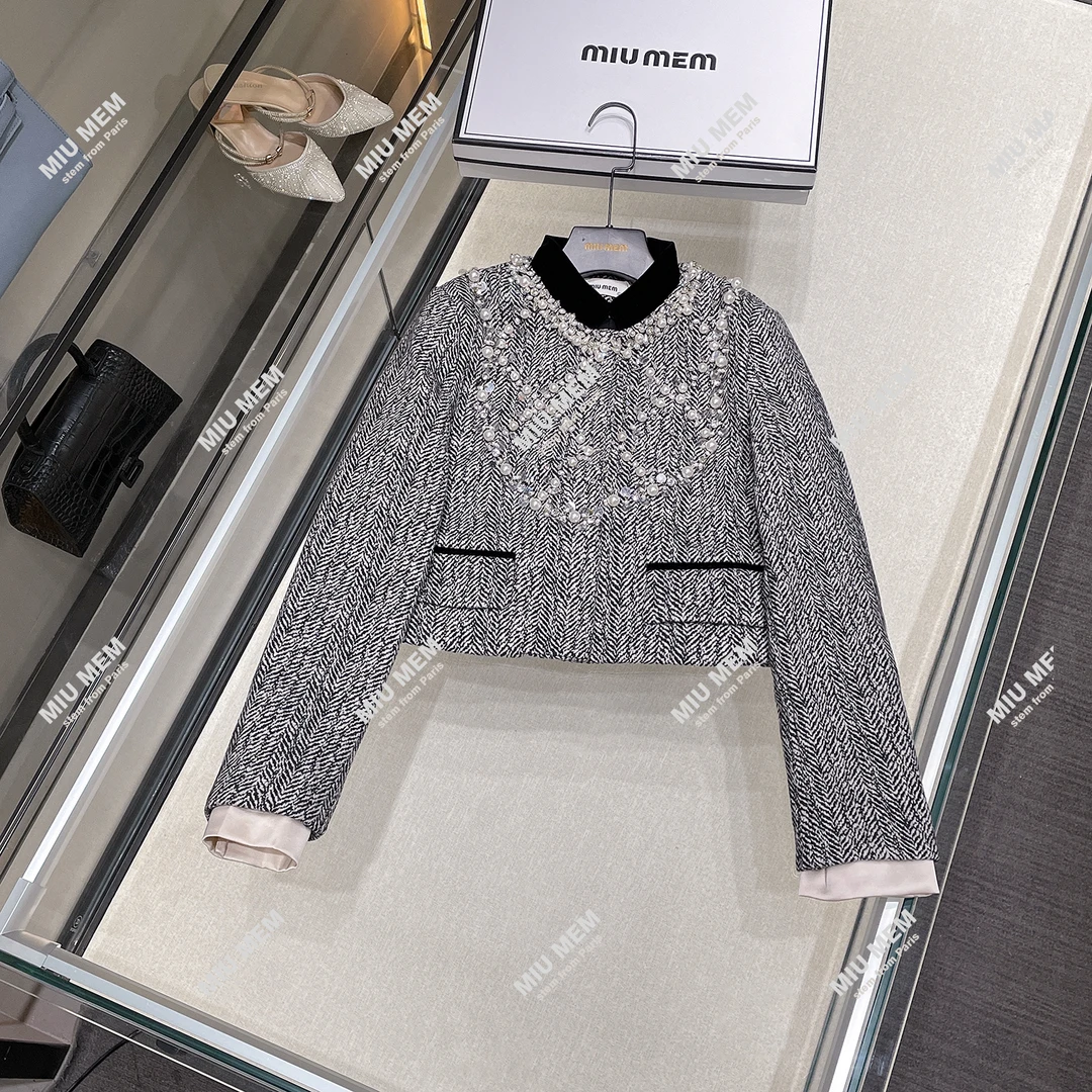 MIUMEM现货秋冬法式小香风立领钉珠高级感法式上衣DY5702