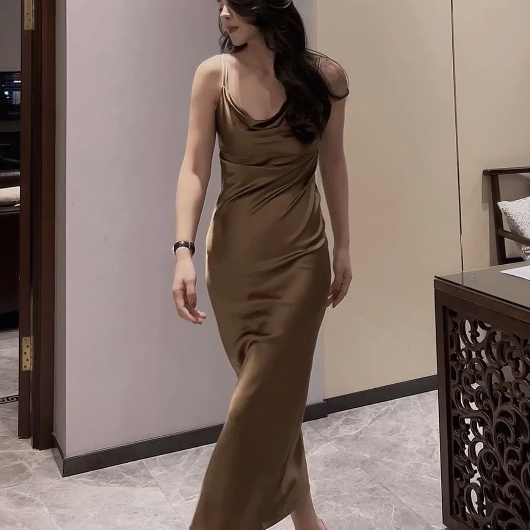 【余书】YSU夏季高端垂坠飘逸气质轻奢性感荡领吊带连衣裙Y33685