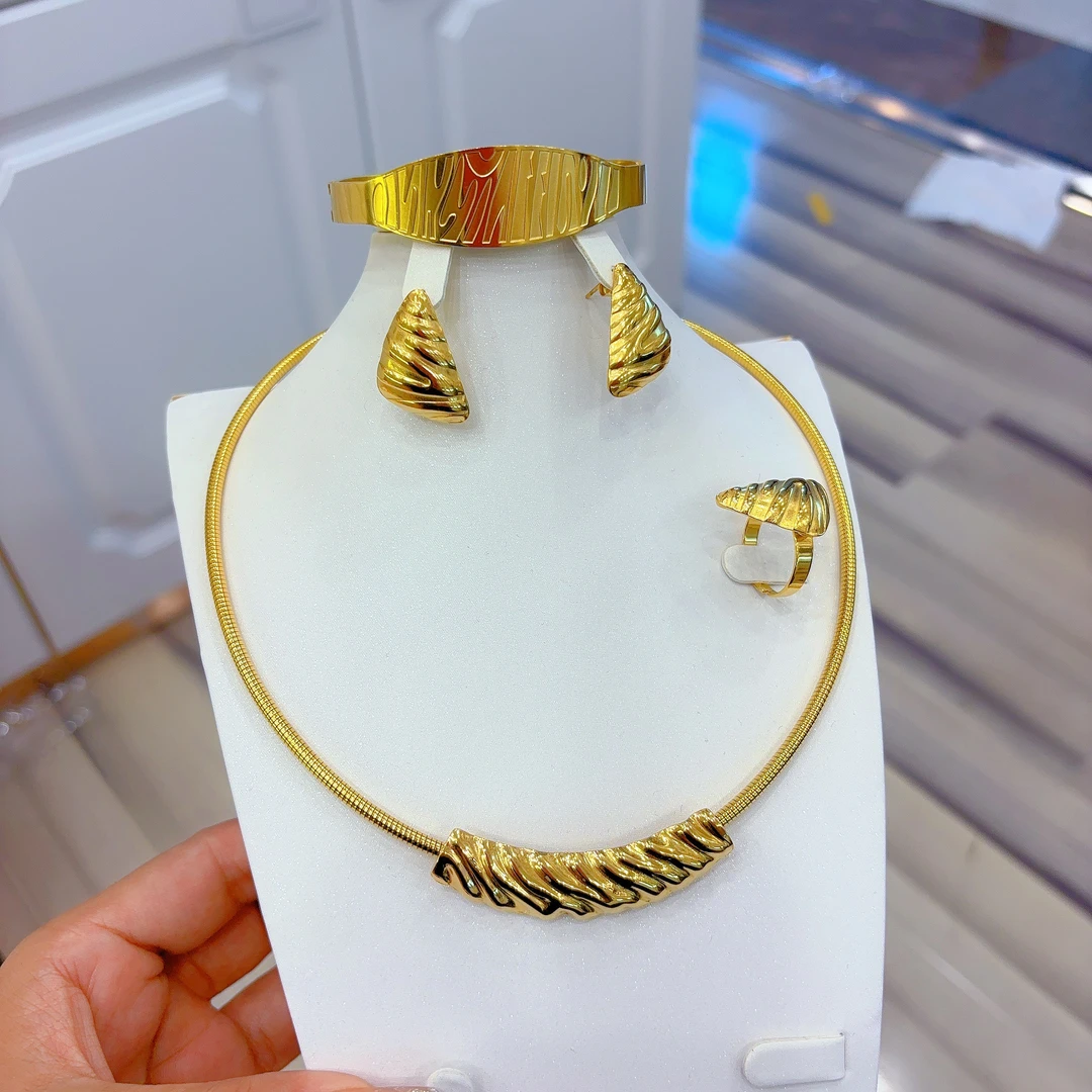 钛钢项链 48-11-1时尚首饰经典简约百搭轻奢气质复古欧美金色素款