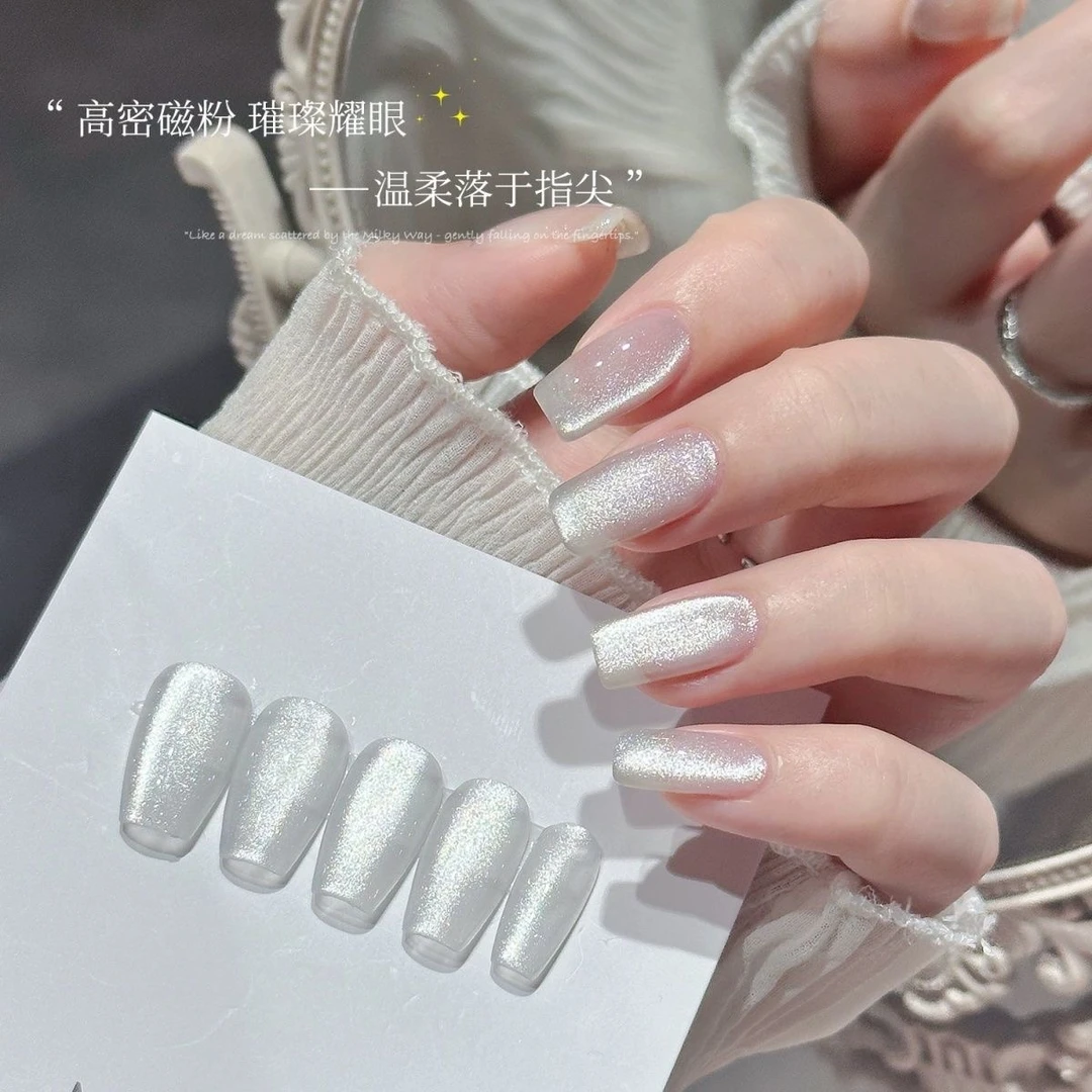 白月光瓷白猫眼胶新款小灯泡晶石猫眼高级显白专用甲油胶美甲时尚