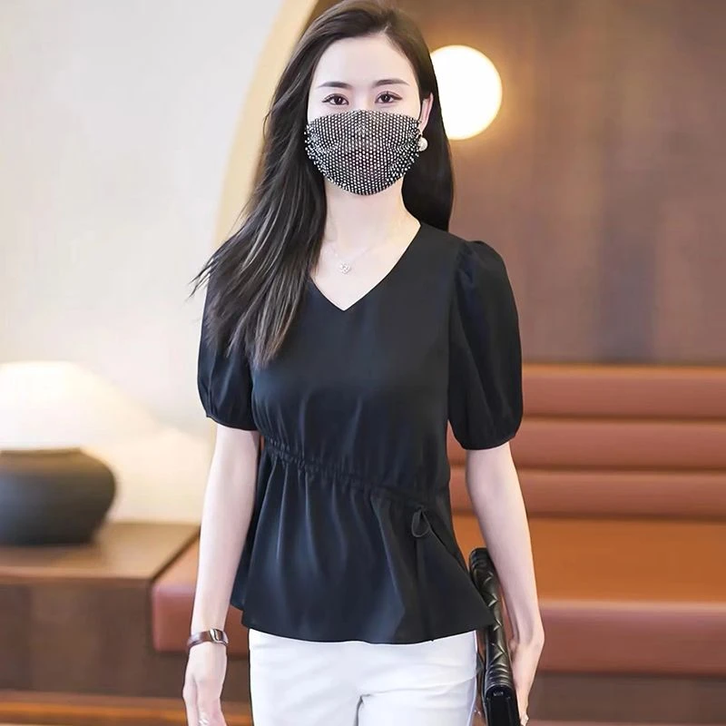 2024夏季新款V领纯色雪纺衫短袖时尚褶皱收腰遮肚显瘦设计感上衣