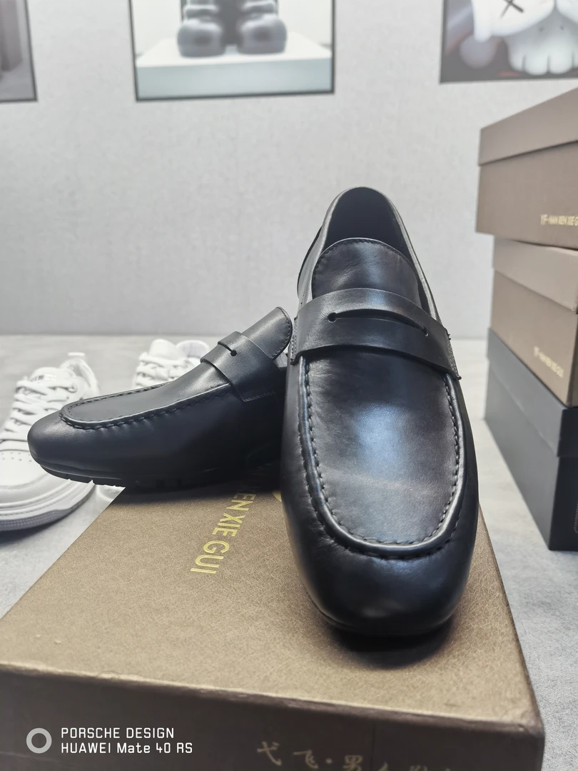 广州头层牛皮休闲皮鞋