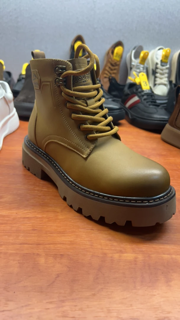 男士休闲时尚百搭马丁鞋厚底高帮加绒大黄靴