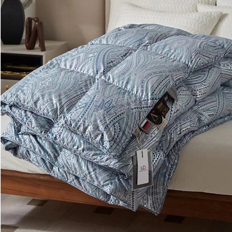 糯感棉镭射工艺印花鹅绒羽绒被95白鹅绒立体保暖锁温轻柔不压身