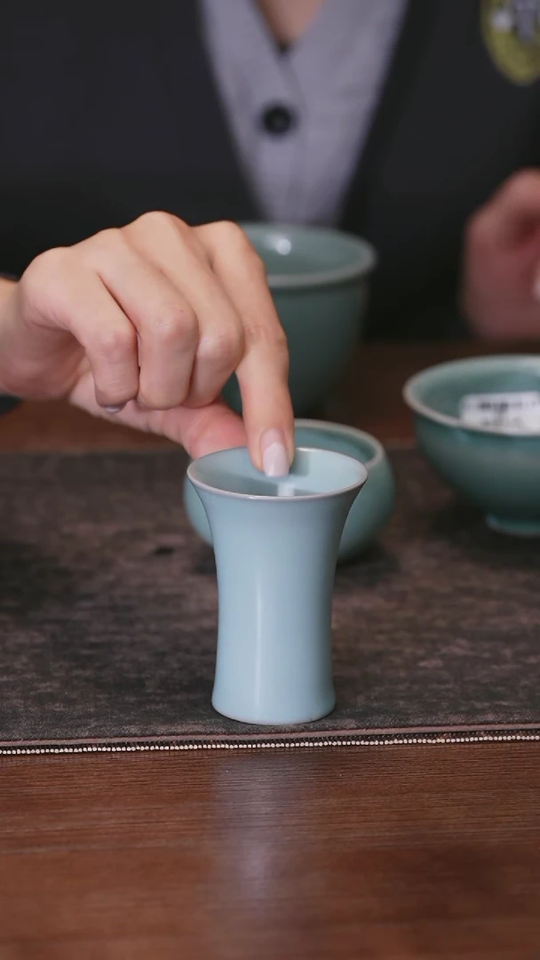 【闪购商品】ZZ原产地仿古釉汝瓷撇口闻香杯