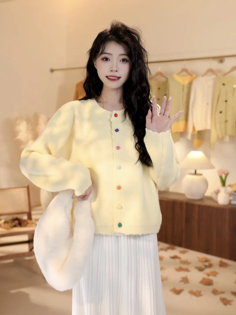 糖果色彩虹扣撞色圆领长袖针织衫2024秋冬新款甜美减龄上衣女#711