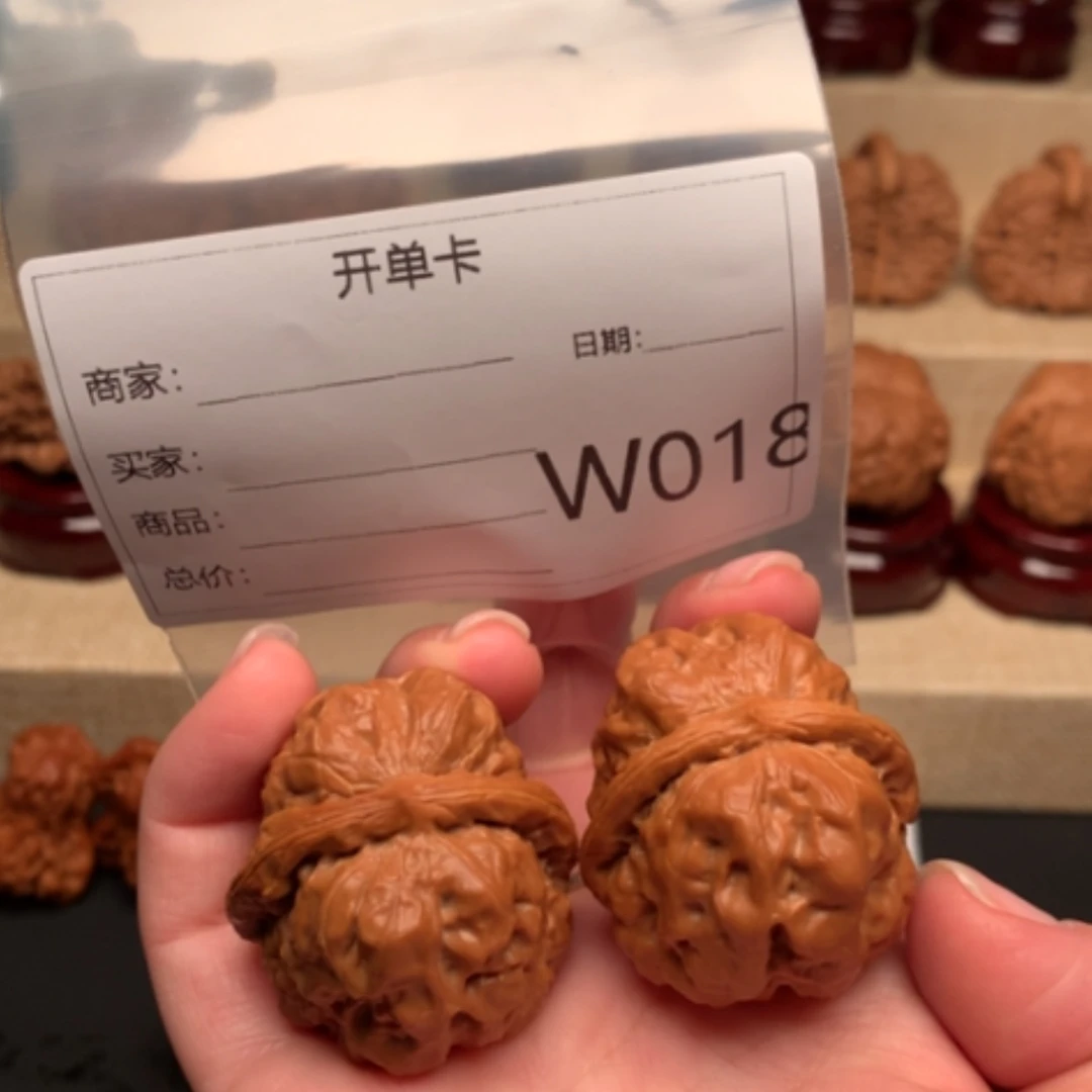 【闪购商品】文玩核桃吊坠小**"