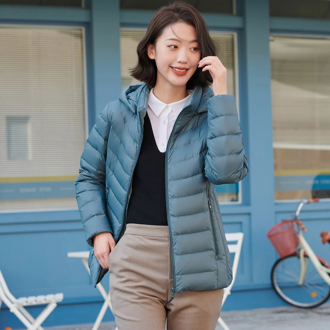 坦博尔女可脱卸帽修身时尚轻薄羽绒服TD236236