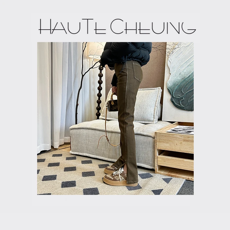 【美拉德风 《巧克力色》裤脚侧开叉 微弹美式牛仔裤】 《宝儿严选》