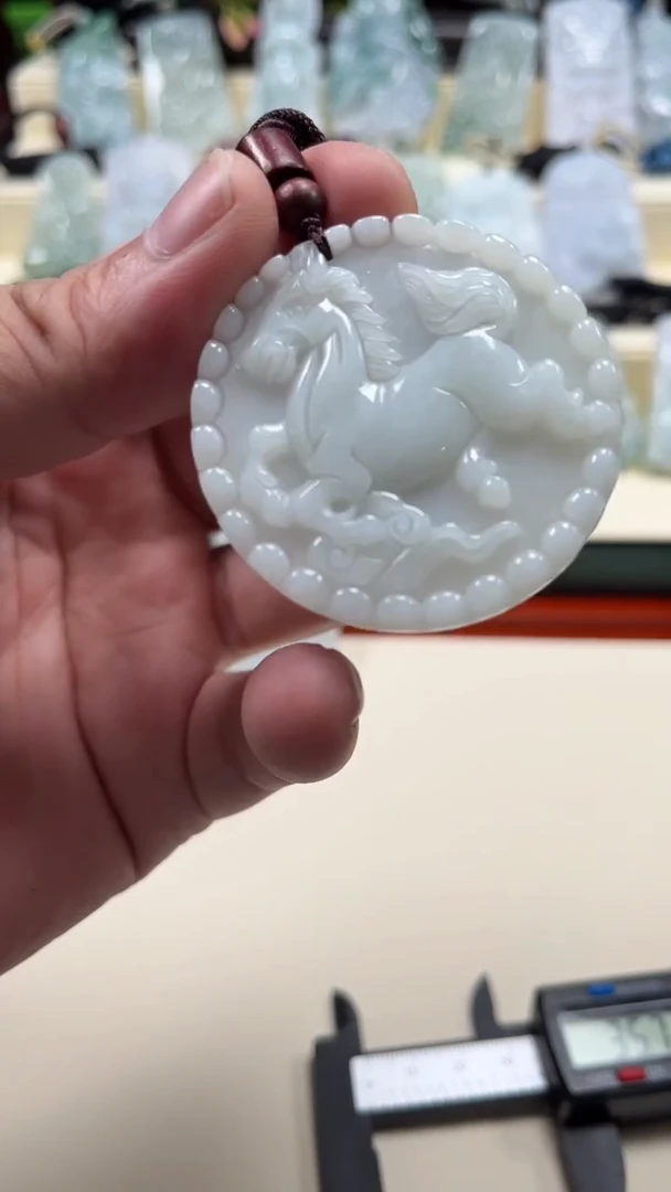 【闪购商品】翡翠颈饰未镶嵌····11/2/193