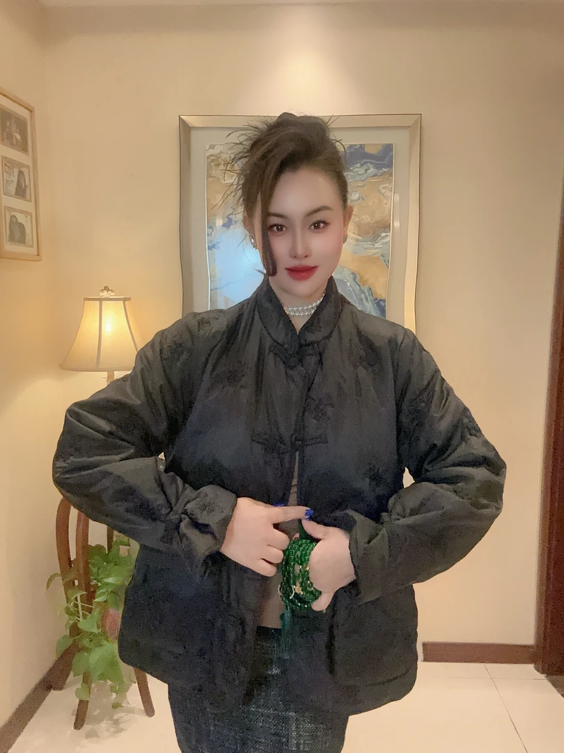 新中式复古文艺刺绣棉衣棉服外套女2024冬季新品设计款宽松上衣