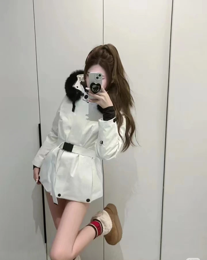 【阿拉斯加】新款仿真狐狸毛领连帽登山羽绒服个性外套冬