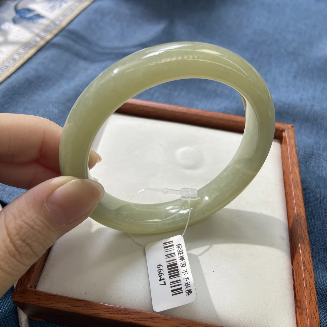 天然正品保真和田玉未镶嵌57