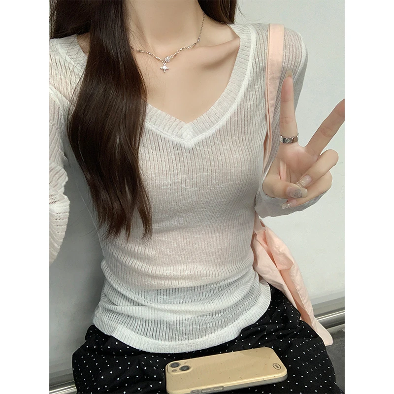夏季美式V领长袖针织防晒t恤女修身薄款微透小众内搭打底衫上衣