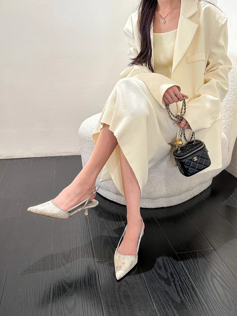 清冷中式·刺绣尖头后空凉鞋女2024夏季新款春季高跟鞋子