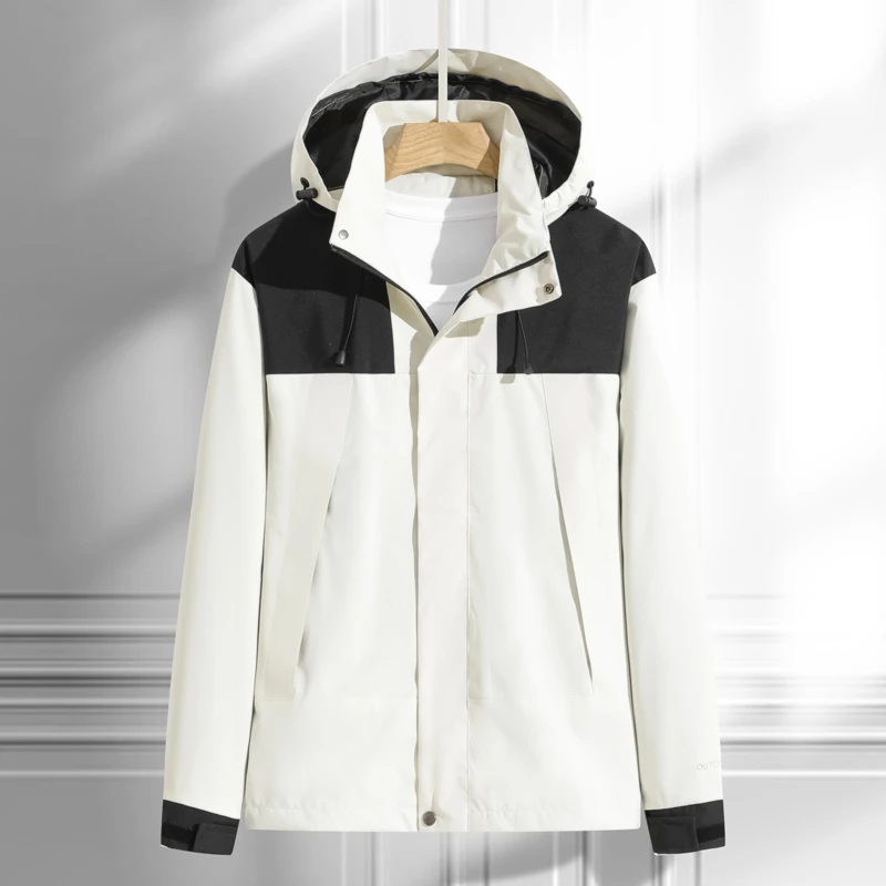 情侣装防水运动户外冲锋衣男女款2025春秋旅行季登山休闲连帽外套