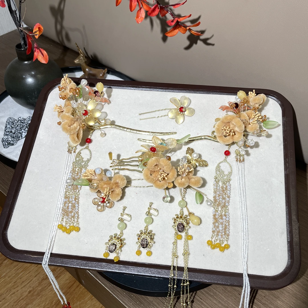 非金属婚庆饰品 新款重工新娘饰品X1556