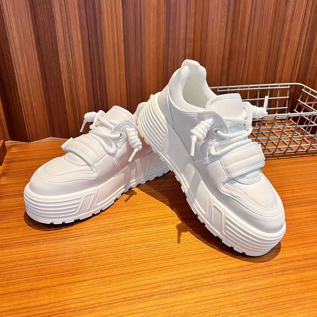 简约个性高级低帮纯色百搭小众厚底时尚魔术贴设计感增高面包鞋